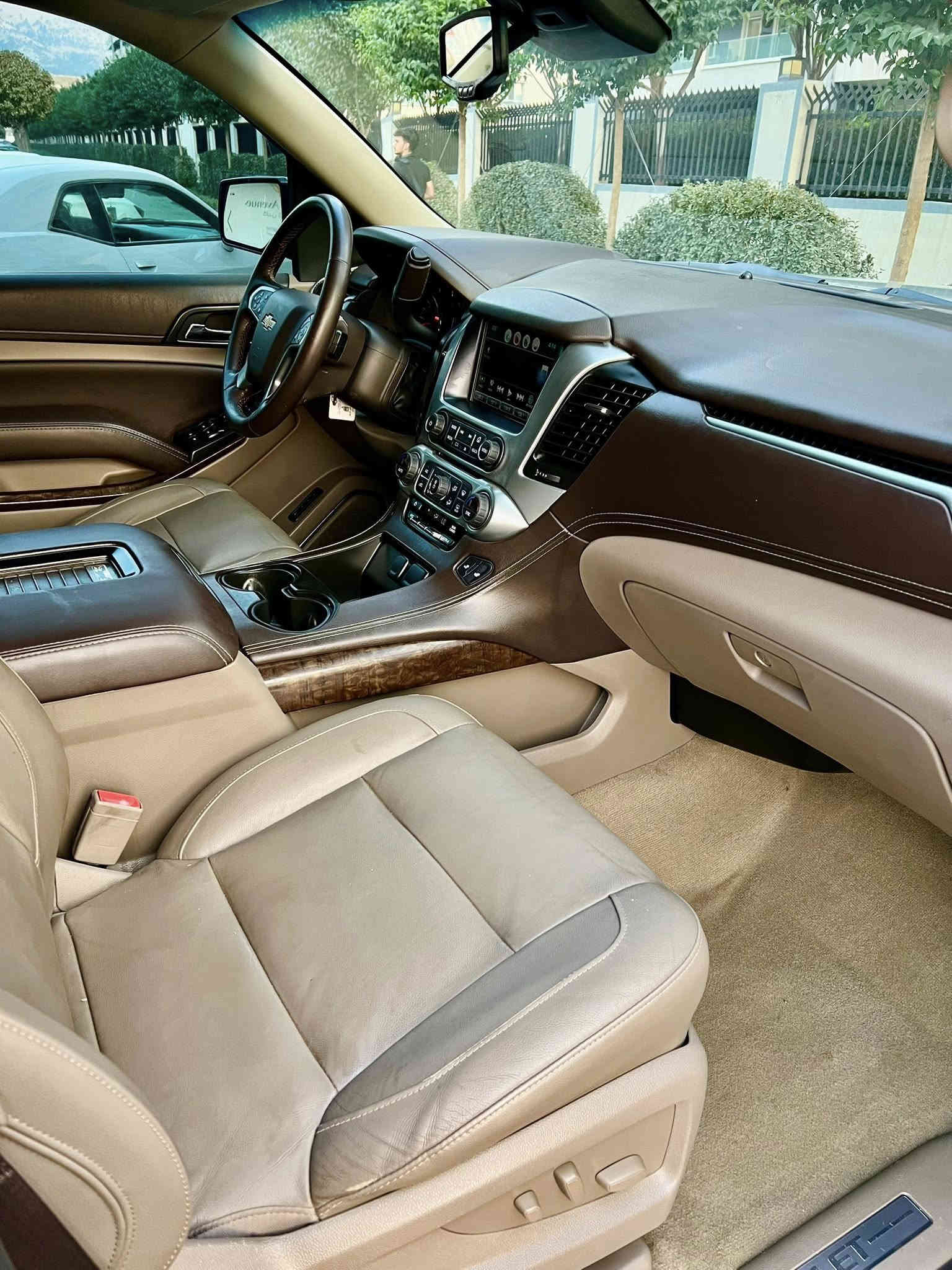 TAHO.  2017.LT1فوول فوول.🔚    
 🦅💣🦅💣🦅💣🦅🦅💣
تحية طيبة وحب والاحترام لجميع الاخوان 
اخوكم السيد ابراهيم من سليمانية 🤍
📦📦📦📦
سيارة كلش حلوة نظيفة لوك💫
كل جسمها بشرط 
وسنوية باسمي شرط تحويل وغرامة❇️

صبغ❌
اربع  قصعا صبغ. فقط

محرك كير بشرط مامفتوح 
كهربائيات تبريد مكيانيك صدر كلشي جديد لوووك☑️
سيارة مابيها مصرف دينار ✔️

مواصفات فوول LT1 
بصما
شغال
كشن حار وبارد
شحن موبايل
صندوق شفت
داغل اصفر
كشن جلد
قاصة
كامرة
حساس امامي وخلفي
شاشه كبير
بلاجكتور 
ويل ووتايرات 22
شغال
كامل زينون
وبعد وبعد….
M_***********

سعرها-285$
وبيها شوية مجال للطيبين
