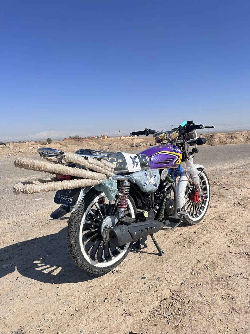 سلام عليكم دراجة مديل 25دراجة نضافة و شعلة وًمعدل كدام عينك دراجة مابيهة اي نقص لا تدخل خاص و دز صورة و ما عرف شنو دراجة تعال شوفهة يلا تاخذهة سعر 775و بيهة مجال مكان ديالئ دلي عباس شروين  ***********
