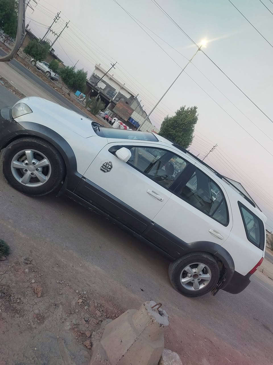 السلام عليكم للبيع والمراوس سورنتو موديل ٢٠٠٩ رقم اربيل دولي بأسمي خليجي مكفوله كفاله عامه جديدة وجاهزة حداديه وتخم تاير جدد فوول مواصفات فتحه حساسات امامي خلفي مري شفط اشاير بالمري شاشه كامرة دوارة غرفه جديده 
السعر ١١٥ وبيها مجال قليل
العنوان بابل القاسم 
مكلف بالنشر 
غير متواجد عالفيس الرقم بي واتساب 
***********

