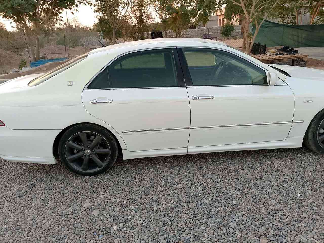 شاهینەی سپۆڕت مـوس گێڕو مەکینە بچوک 180
مواسەفات سـێ دوگمە شاشەو کامێراو حاسە
ویل دینگەی نەوتی
لایت ناوچەی کوێر
بـێ بۆیاخ بـێ زەڕبەو لێدراو
تەنیا شوێن موسەکانی بۆیاخە 
بەشەرت گێڕو مەکینە 200هەزار هەقیقی ڕۆشتووە
کەڤەر گۆڕاو حیزامو سەقف بەشەرت
سەیارەی ماڵانە مەعرەزچی بەدوچاو نەبینیوە 

سعر 66 وەرەقەو مەجال
شوێن قەزای ڕزکاری

ژ.م/***********
