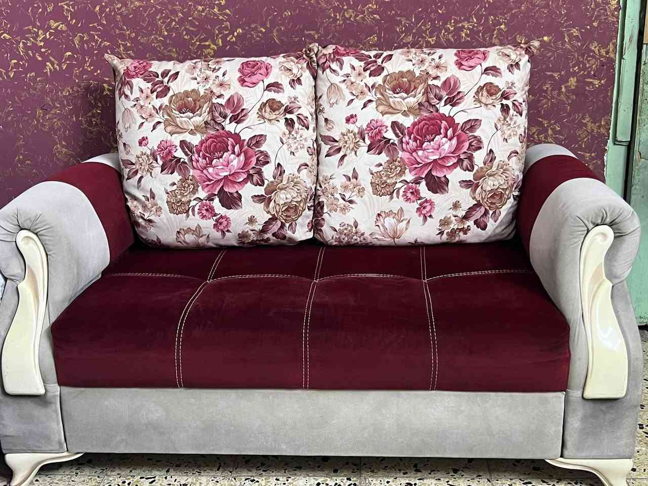 سلام عليكم متوفر تخم صناعه عراقي  10 مقاعد  سعر200 وبي مجال مكاني بغداد البياع بيع المباشر للستفسار ***********
