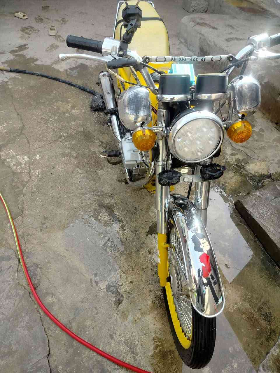 سلام عليكم دراجه نامه برو موديل 22 اوراق اصولي بيه خيط تبخير قليل كلش يعني مامبينه مامفتوحه دوم سعر 700 مكان شطره رقم الهاتف ***********
