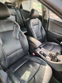 كشنات جلد كهربائي مال سوناتا مضلع للبيع الاستفسار 07833956787