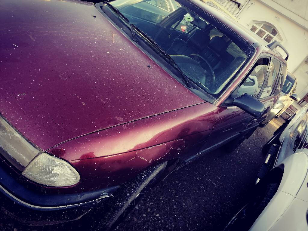 ئو بل ئه سترا مودئل ٩٦ توماتيك ماروني ره قه م نيه سه نه وي بسه رفه جوي داخلي ره ش جلد ويل كه ب نمونه يه له جواني تله فون *********** دهوك, العراق
