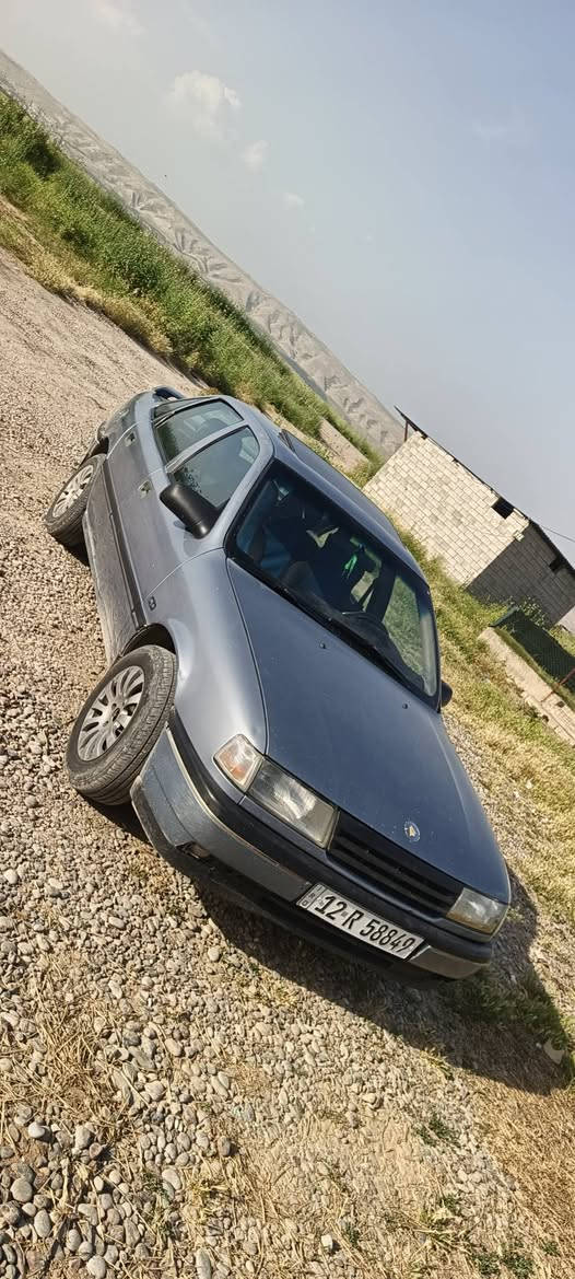 السلام عليكم 
للبيع فقط
فكترا 20 كير عادي
موديل 90 
صبغ عام جماليه وبيها طخه بسيطه من ورا مو قوي
بدون معجون 
محرك يرادله لاستيك كور + كير شرط
طخم ورا وكدام جديد فقط عندي دبل الكدام طاك
درايم شفتات جدد 
كهربائيات شغاله 
سنويه وهزه جديده باسمي اني الشرعي 
كابون ما مسجل 
طخم تاير جديد 
سياره جاهزه 
السعر 35وبي مجال 
مكاني سهل نينوى شلالات يم دجلة ستي


**إذا كنت صاحب هذا الإعلان وتريد حذفه لأي سبب، رجاءا أرسل رسالة إلى الدعم الفني**