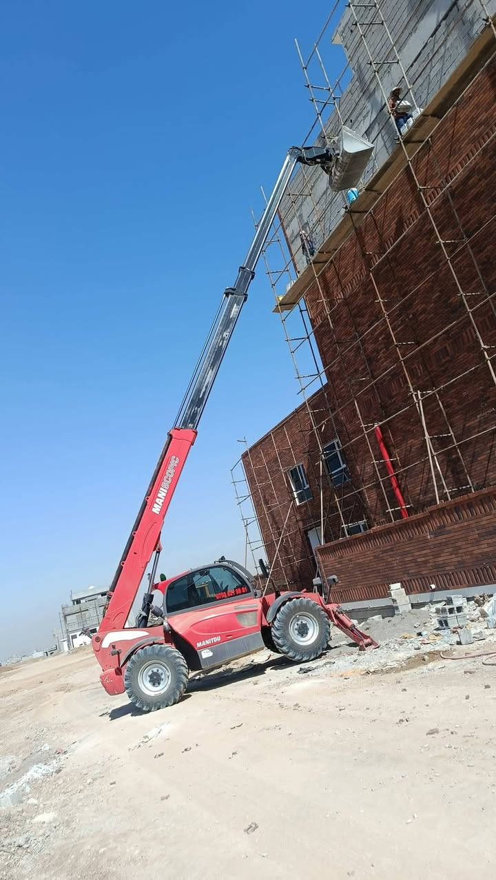 شۆفەر سلایت بۆ فرۆشتن 18 متر 2009 مۆدیل ڕەقەم سولێمانی ***********
