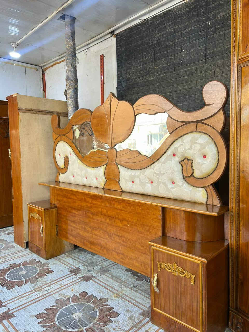 غرفه تحفه لبيع سعر مناسب جدا لعنوان لكوت


**إذا كنت صاحب هذا الإعلان وتريد حذفه لأي سبب، رجاءا أرسل رسالة إلى الدعم الفني**