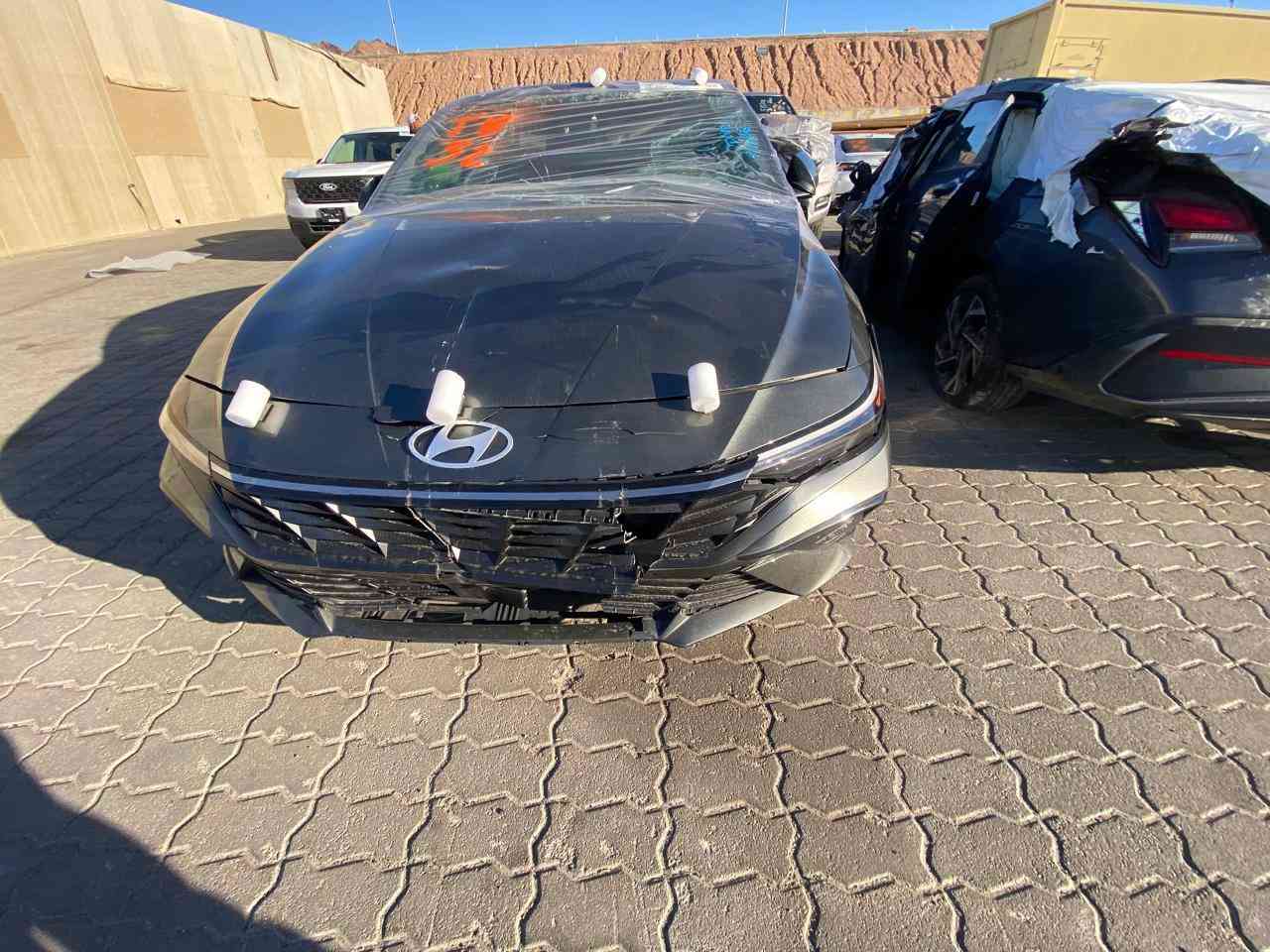 السلام عليكم النترا 2025 وارد أمريكي فول مواصفات حادثه ربع البنيد بارد + على كد شبر بارد في القماره السعر (145$) للتواصل *********** بي واتساب
