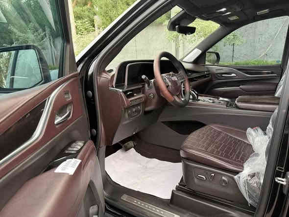 السلام عليكم 

كاديلاك  اسكاليد 2023 وكاله منصور 🇺🇸🇺🇸🇺🇸

فول مواصفات اسبريسو باب اول ✅

V8 محرك بانزين 

 ✅كفاله عامه من الصبغ والتعديل ومحرك ممفتوح مكفول 

🛑 فول مواصفات 

🛑 فتحه بانوراما 
🛑 كشن مساج
🛑 ٣٦ سماعه 
🛑 سقف شاموا 
🛑 شاشات خلفيه 
🛑 دوسه كهرباء 
🛑 ٥ كاميرات 
🛑 حساسات ٣٦٠ درجه 
🛑 ابواب شفط 
🛑 كشنات جلد قهوائي تجي فقط بل اسبريسو 
🛑 كيج الكتروني 
🛑 جكات تصعد وتنزل 
🛑 سماعات ونظام صوت 

هوايه بيها مواصفات بعد مااتنذكر كلها 

مكانها اربيل 

#انسب سعر 
#سعر
#كاديلاك 
السعر   ٨١٠ ورقه 💵💵 

*********** ☎️ أربيل
