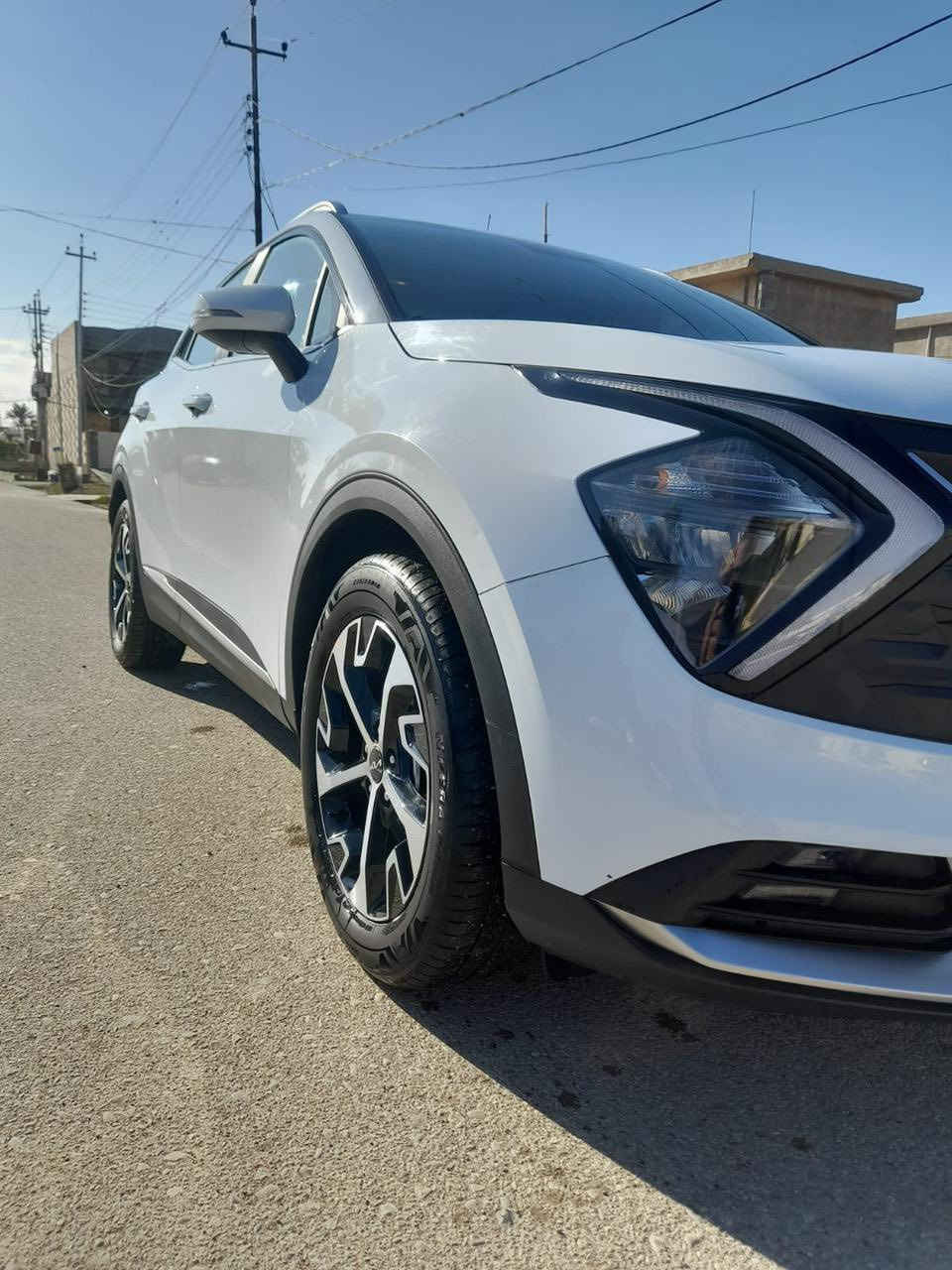 🛑🛑🛑🛑🛑🛑🛑🛑🛑🛑🛑🛑🛑🛑🛑🛑🛑

سبورتج 2024 مواصفات نص فول محرك 2000 والمواصفات مالهة معروفه عارضهة ب220 وبيهة مجال بسيط 
مكاني بغداد السيدية 
***********
