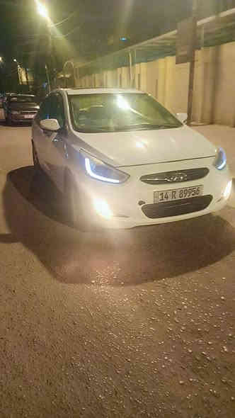 تحية للاخوة 
اكسنت 2015 خليجي فول الفول للاخير سياره جديده ما عايزها شي نضيفه مكينه 1600 تبريد شغال وما بيها نقص مال جناي بيها دحجات خفيفه وبيها ضربه بالصندوك  حداديه وكهربايات جدد مابيها كل نقص شراي يتصل وبالخدمة 
*********** سيد كرار
