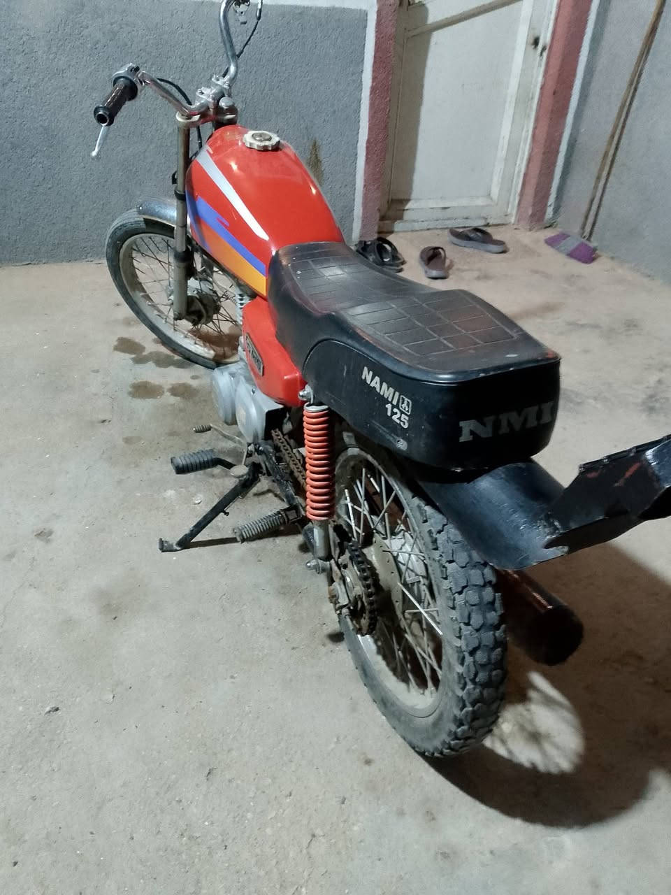 سلام وعليكم للبيع او مراوس درجه 4 كير  ..كلك  دراجه تخبل  السعر 275وبيه مجال قليل  مكان كربلاء طريق الحسينيه الكنطره البيظاء. ***********

ملاحضه/ اذا مو شراي لا تكسر بل سعره لا تسمع كلام مو حلو
