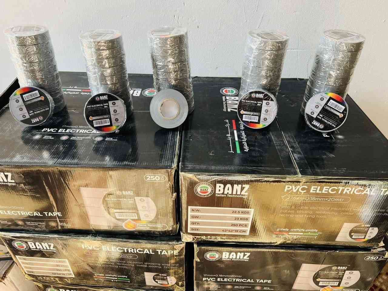 تيب حراري الاصلي تعبئه الكارتون 250 قطعه حجم الكبير شرط اصلي اذا مو اصلي مرجوع  سعر الكارتون 120 الف نهايته
***********
