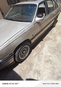 اوبل اوميكا • اوبل 1993 • اوميكا نظيفة • سيارة اوبل • اوميكا نينوى • ا...