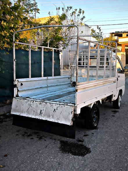 سەرەتا بە ناوی خوای گەورە و سڵاو لە هەمووان 

نرخی : 18 وەرەقە و مجالێکی برایانەی هەیە

جۆر : فاو ، پیکاب ، بۆدی گەورە 

مەکینە : پێنج گێڕ و چوار پستۆنی مەرغوب

کارەبایی ، گێڕ ، مەکینە : بەشەرت

تایە و ویلی ، باشە

ماڵی کاسپی و کەسابەتە: چەمچەی بۆ کراوە و دوو خێمەی لەگەڵە

شوێن : سلێمانی - تاسلوجە

ژمارەی موبایل :

***********

***********

السلام عليكم

السعر: 18 ورقة وبيها مجال بسيط للشراي

النوع: فاو، بيك اب، بدي جبير

المحرك: خمسة گير وأربعة بستون مرغوب

الكهربائيات، الگير، المحرك: بالشرط

التايرات والويل: جيدة

سيارة مال كسب: مسويلها جامبينات وتحميل وبيها خيمتين

المكان: سليمانية - تاسلوجة

أرقام الموبايل:

***********

*********** السليمانية
