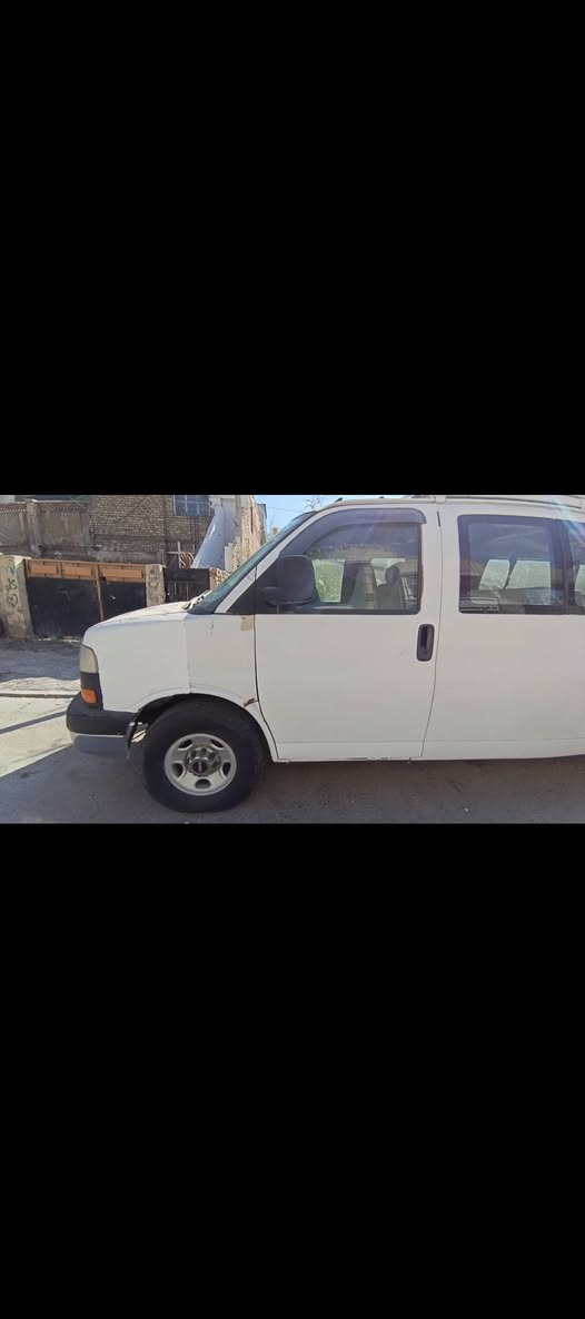 السلام عليكم
سيارة GMC سفانا موديل 2007 

بأسم صاحبها

رقم شبه مميز  نظيفة 

السعر 70 وبيها مجال 

المكان بغداد 

الاستفسار

***********

***********
