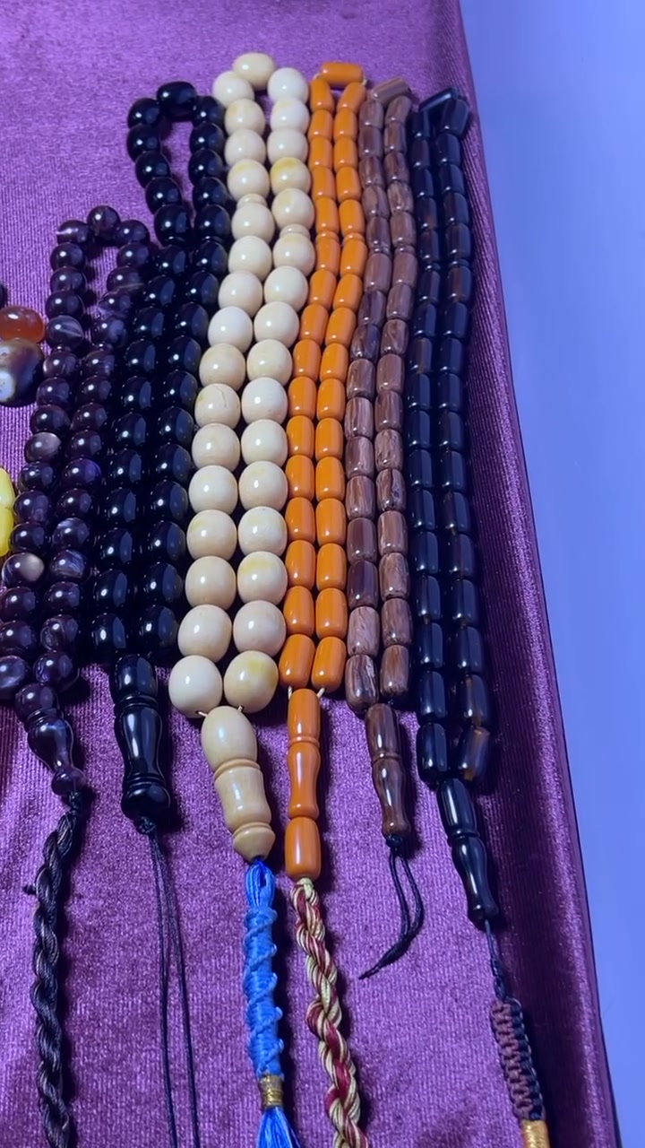 ✨ عروض العيد من سبحة المختار ✨

🎁 العرض الأول
6 مسابيح + سوارين + 5 أحجار كريمة
بسعر 40 ألف فقط شامل التوصيل 🚚

🎁 العرض الثاني
5 مسابيح + سوارين + 6 أحجار كريمة
بسعر 35 ألف فقط شامل التوصيل 🚚

🎁 العرض الثالث
5 سوارات + 15 حجر كريم
بسعر 20 ألف فقط شامل التوصيل 🚚

⏳ الكمية قليلة جداً والعروض لفترة محدودة
اغتنم فرصة العيد وقدّم هدية فخمة بأفضل سعر ✨

📍سبحة المختار
للحجز المسبق تواصل واتساب ***********
