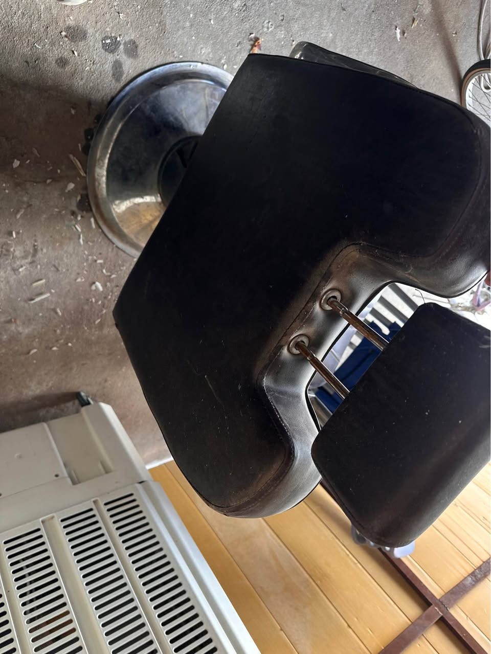 دو کورسی حەلاق ١٥٠ هەزاە أربيل, العراق


**إذا كنت صاحب هذا الإعلان وتريد حذفه لأي سبب، رجاءا أرسل رسالة إلى الدعم الفني**