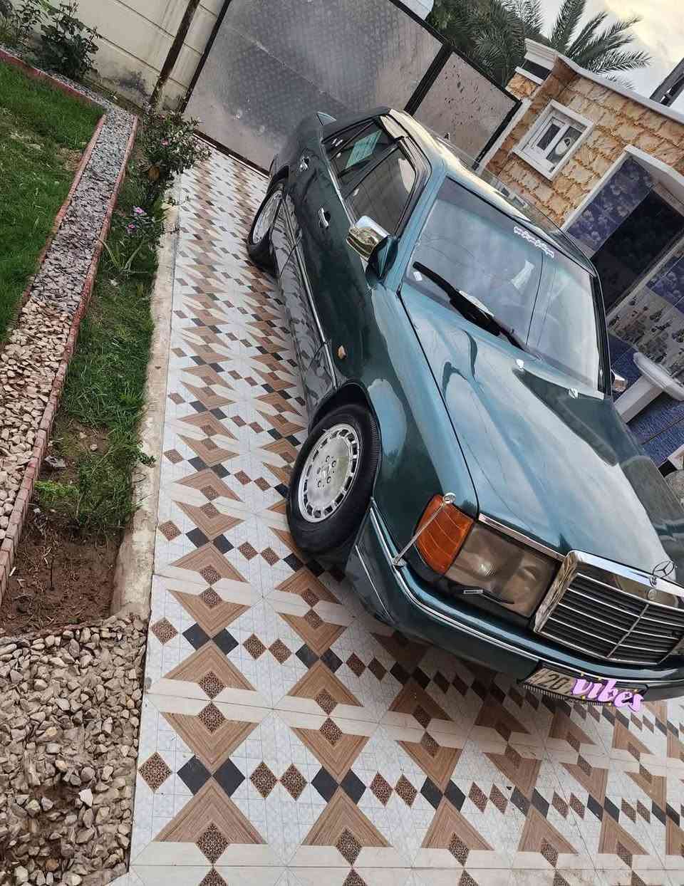 يالله سلام عليكم مارسدس دب للبيع موديل 1986 السياره جاهزه تبريد تدفئه حداديه قواعد دبلات سليمات السيارة رقم دياله مشروع وطني جاهزه مكان السياره كربلاء حي العباس السعر 50وبيهه وبيه مجال للستفسار انتصال عله الرقم ***********

