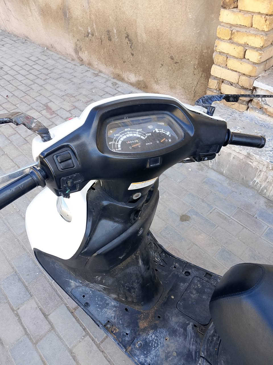 سبيسي ياباني شغاله سلف هندر كهربائيات كله شغال عوزه شغلات بصيطه السعر 350 وبيه مجال قليل موبايل *********** العنوان كوت انوار
