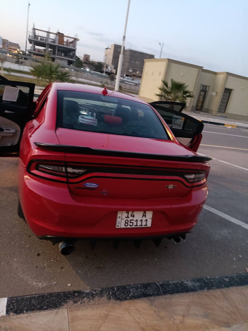 السلام عليكم جارجر 15 مرمزه17 تحويل ثاني يوم رقم بصره باسم ولد صديقي رقم مميز السيارة حادثها بنيد فقط محدث مال (SRT) ومحدث دعاميات السيارة فول مواصفات واحد ع واحد بصمه تشغيل عن بعد فتحه تبريد وتدفئه بالكشنات الاماميه والخلفيه رادرات شاشه كبيره مكينه 6 سلندر كفاله هيه والكير ومسوي الهن ادامه جاهزه حداده توني مبدل الصدر الامامي الاكسل جديد ماشيه 97 الف ميل حقيقي السيارة ويل 18 جديد وتاير دنلوب اصلي يعني جاهزه من كلشي لايتات زينون اصلي ملاحظه السيارة بيها دحجه مكحله بالباب مال صفحه العبري وباقي كلها نظيفه دواخها جلد ومغلفها تلبيسه اصليه يعني جاهزه من كلشي السعر 157 بيها مجال قليل جدا وهاي كلشي بتفاصيل ذاكرها بالمنشور مكاني البصره حي الكفائات رقمي للشراي *********** البصرة, العراق
