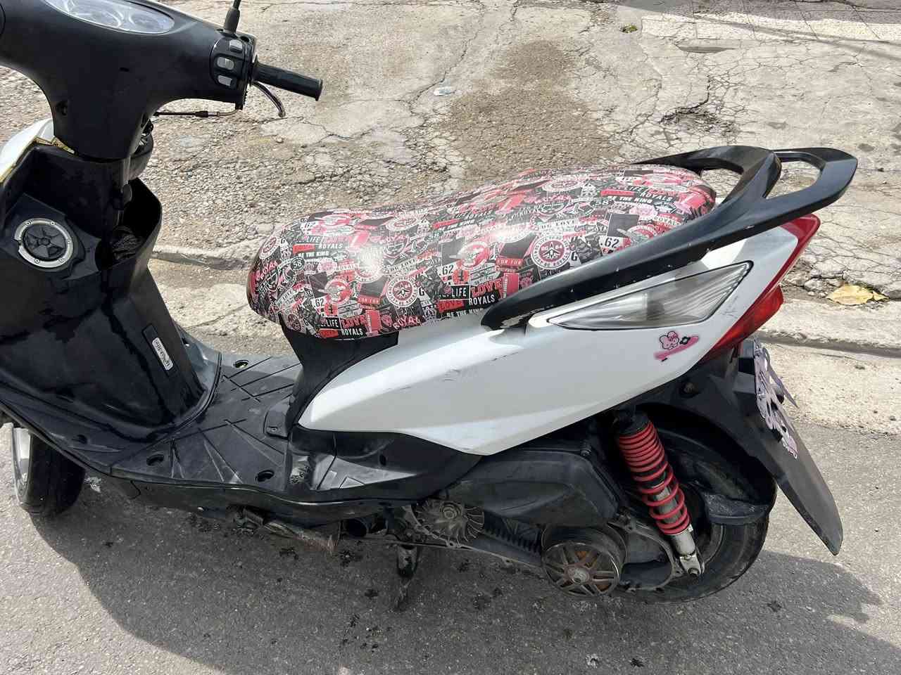 سلام عليكم
دراجة ماكس ثعلب  مكينة ممفتوحة نهائيا 
شلعة معدل الدراجة ناعمة حيل مابيها اي نضوح او تبخير مكينة  خرسة مينسمع صواتها كفرات الاصفاح  مختمة السعر 550 
منفيس +مكاتبة موجود 
مكاني العطيفية او المنصور ***********
