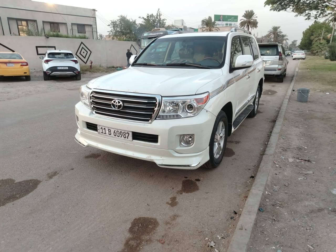 السلام عليكم
لاندكروز 2012 محرك 4 و600 بيها قطعه صبغ جاملغ     خلفي وبيها بارد السونار موجود ويا الصور السعر 29 الف   مكان بغداد ***********
