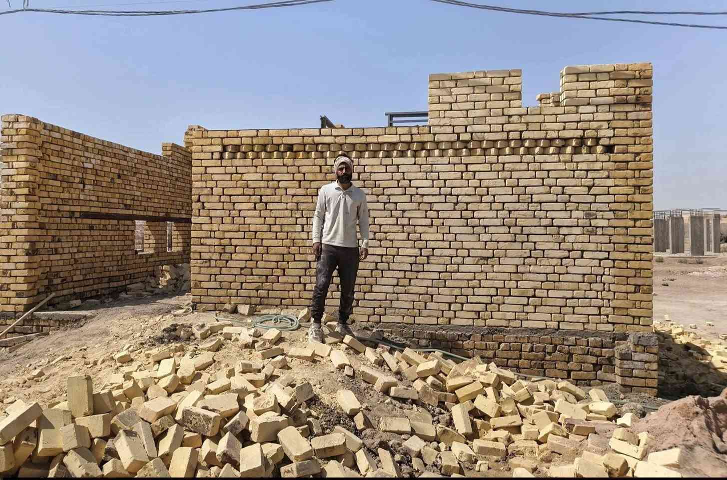 ***********
يالله خلفه بناء شرط درجة اولى 
نشتغل داخل الناصريه بناء شرط النضافه وشارف مهندس 
اتصل عله رقم او واتساب ***********
