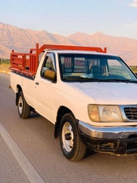 نيسان بيكاب ٢٠٠٢ • مكيف شغّال • مصان كامل