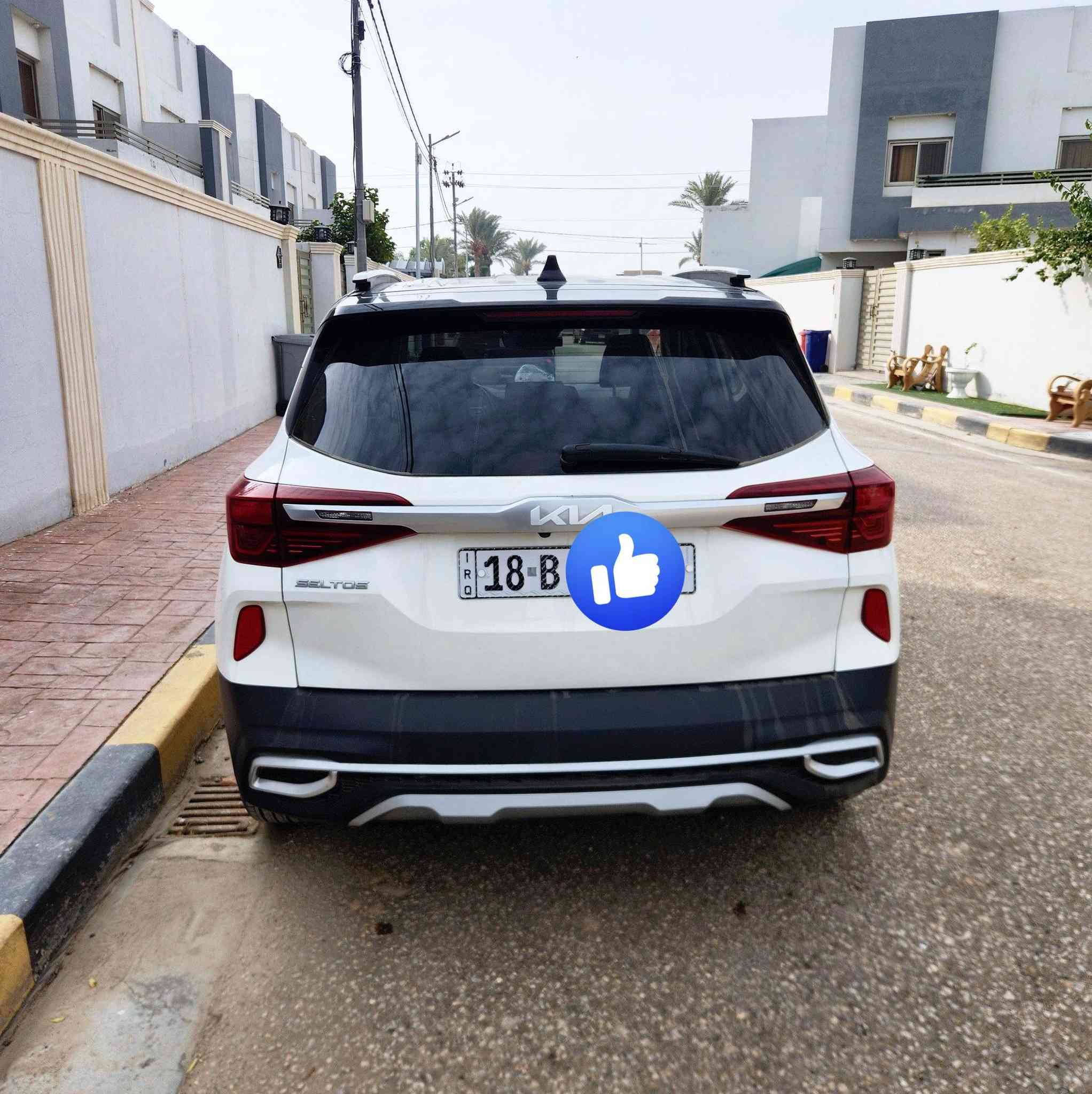 السلام عليكم
كيا سلتوس ٢٠٢٢  kia seltos 2022

وارد مكينة  ٢٠٠٠ دوش 

 تشغيل عن بعد 

تبريد قطعتين 

كامرة 

تدفئة كشن 

شاشة جبيرة 

فور ويل السيارة 

ماشبة ٧٠ الف كم 

رادار امامي تصادم 
نزول منحدرات 
حادثة بنيد وجاملغ  . ايرباك ستيرن فقط 

مكان السيارة الحلة  

السعر ١٧٠ $

***********
