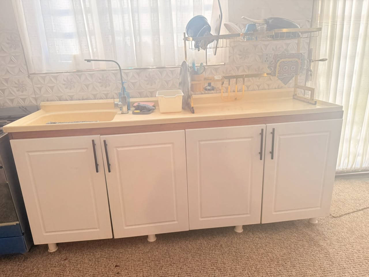 كاونتر نظيف العنوان حي الجهاد 
***********
