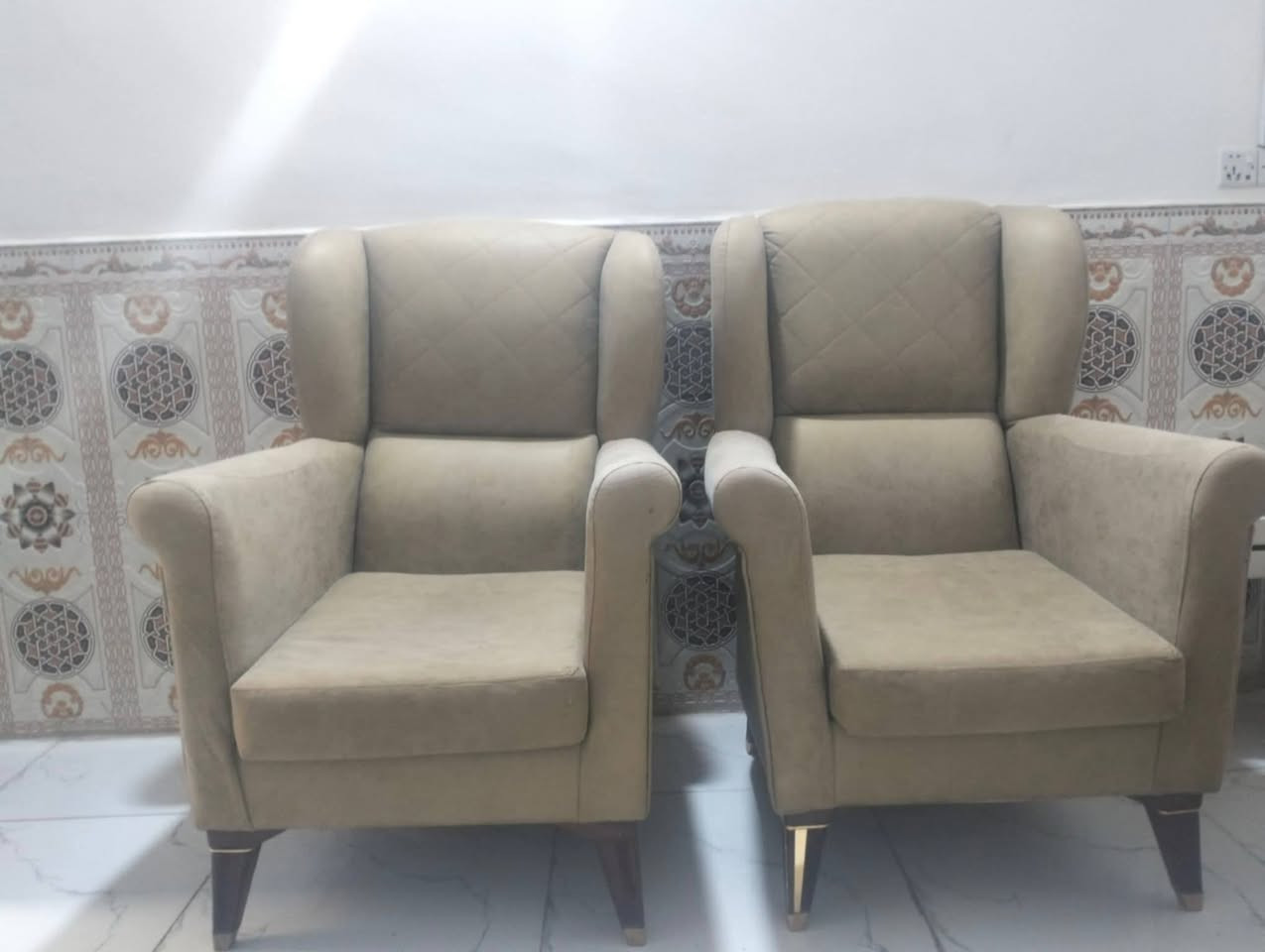 للبيع تخم خمس قطع اثنين كبار والثالثه ام نفرين وكراسي اثنين السعر 700 وبيه مجال


**إذا كنت صاحب هذا الإعلان وتريد حذفه لأي سبب، رجاءا أرسل رسالة إلى الدعم الفني**