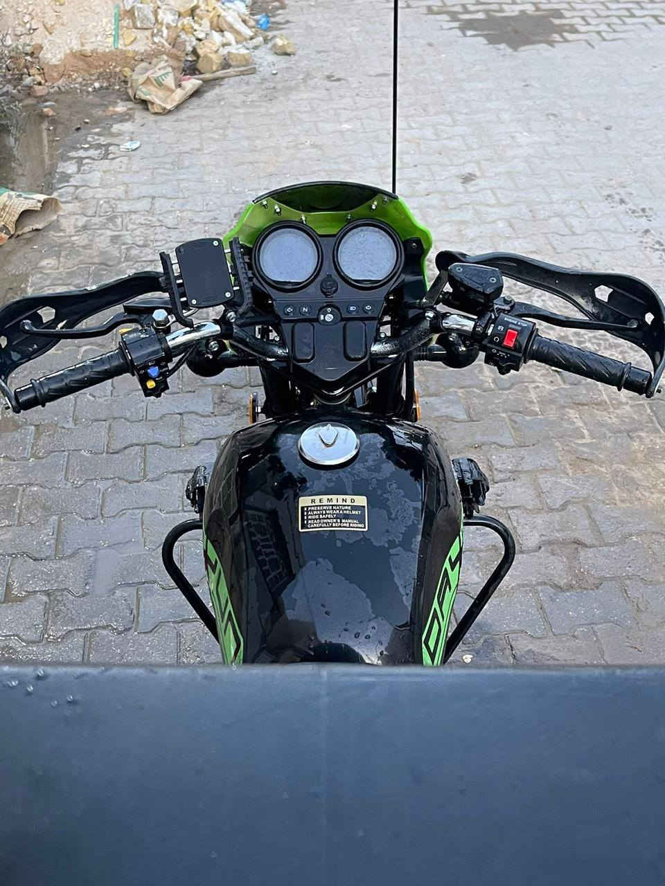 دايون موديل 26 نضيفه مكفوله كفاله عامه
ما ماشيه قليل جدا
الرقم اربيل 
مكاني نجف 
*********** 
السعر 2 مليون و100
