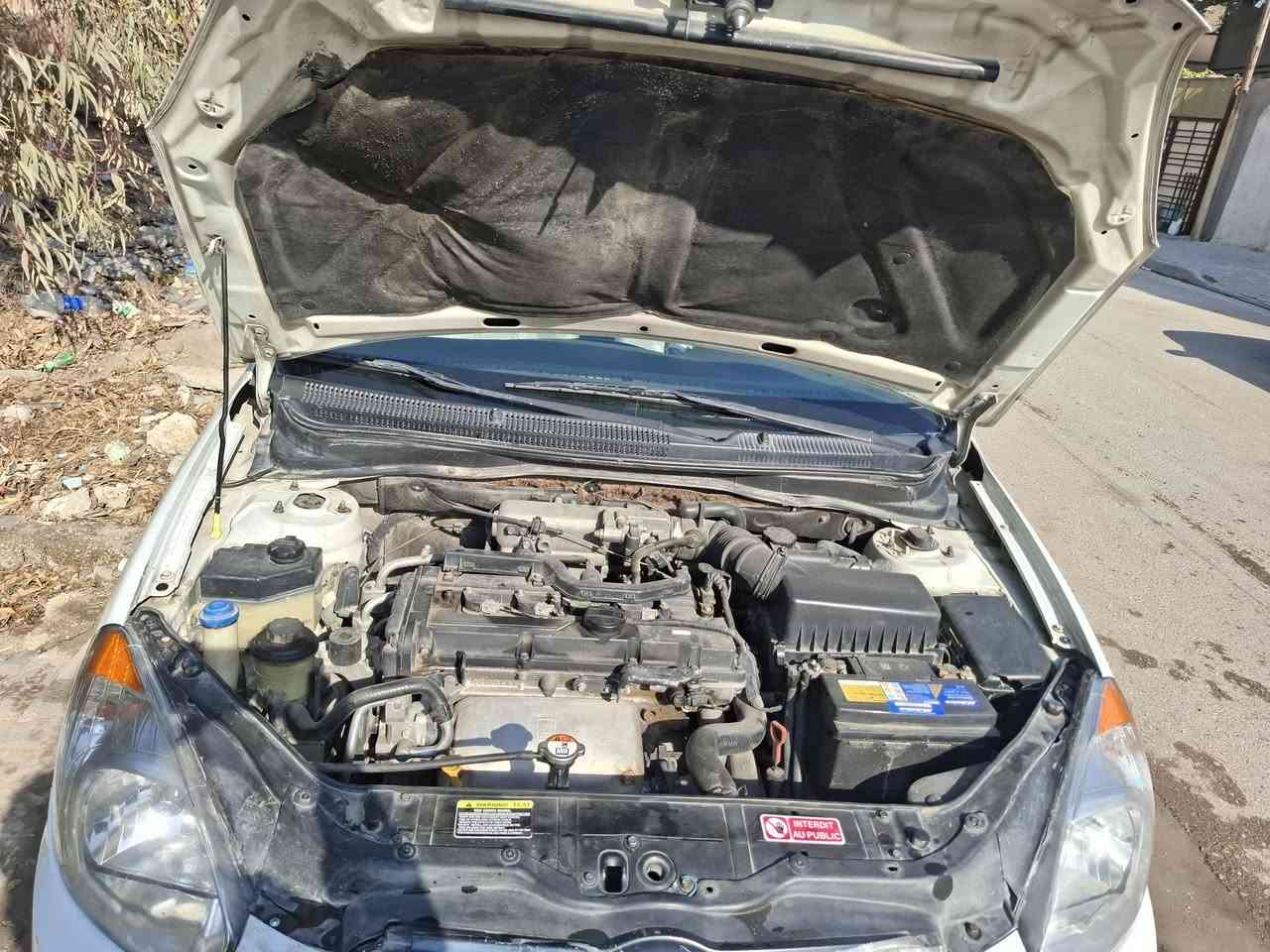 السلام عليكم اكسنت موديل ١١  خليجي مكينه ١٦٠٠ كير تبريد كهربائيات مكفولات بدون تبديل او ضربه غرفه جديده كلش اربعه جام كهرباء اشاير بلمري حساس خلفي شاشه كامره  رقم بغداد بيها قطعتين صبغ فقط عارضها ٩٣ وبيها مجال مكاني بغداد جسر ديالئ رقمي ***********
