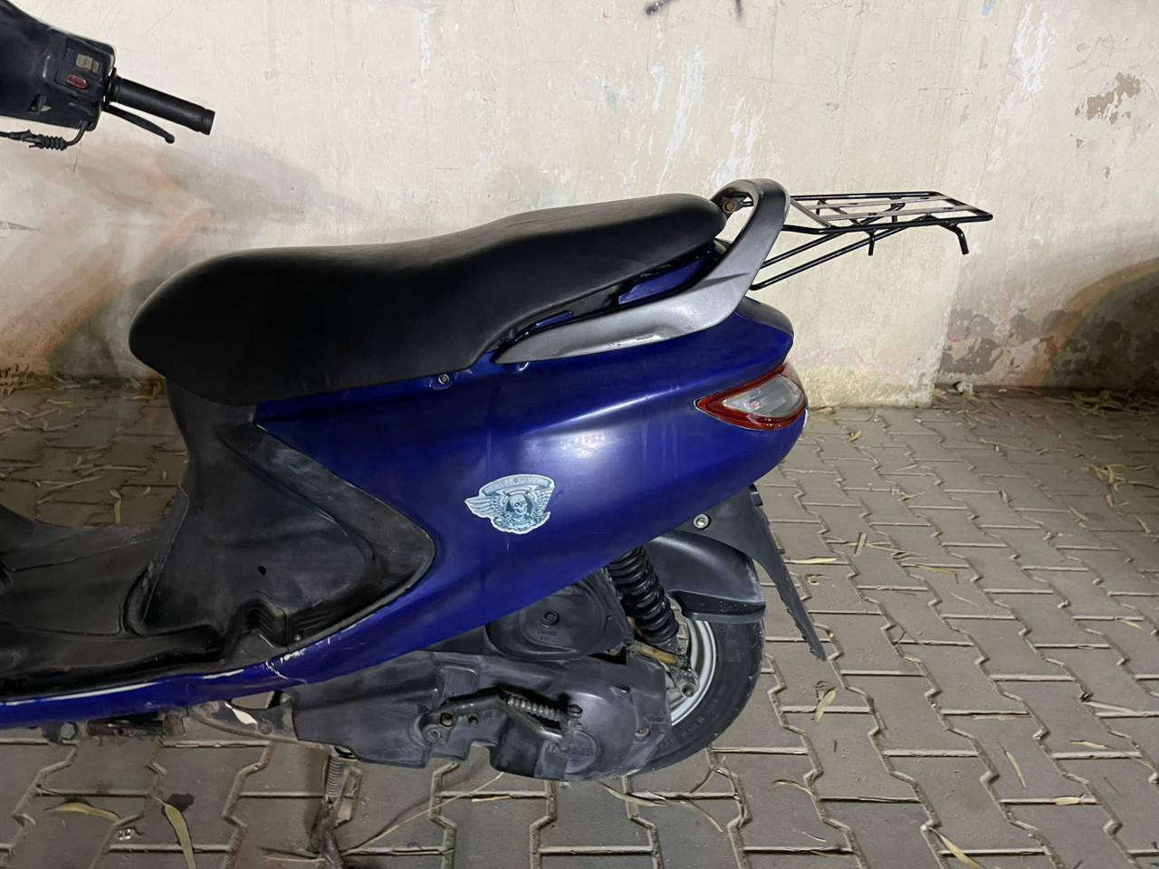 فراشة نثيه للبيع حاويه الدراجه كهربائيات سلف هندر شغالات مامفتوحه الموشراي لايراسلني السعر 450 لاتصال ***********
