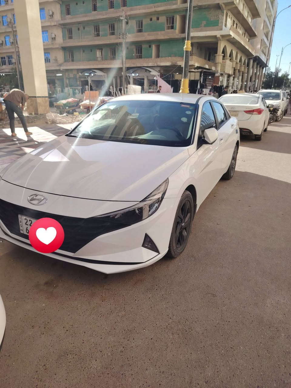 السلام عليكم
النترا للبيع 2021 خليجي بيه بارد بالباب الخلفي وشخوط بسيطه ممبين باقي السياره كفاله باسمي بالنجف السعر 145 بيه مجال بسيط
***********

