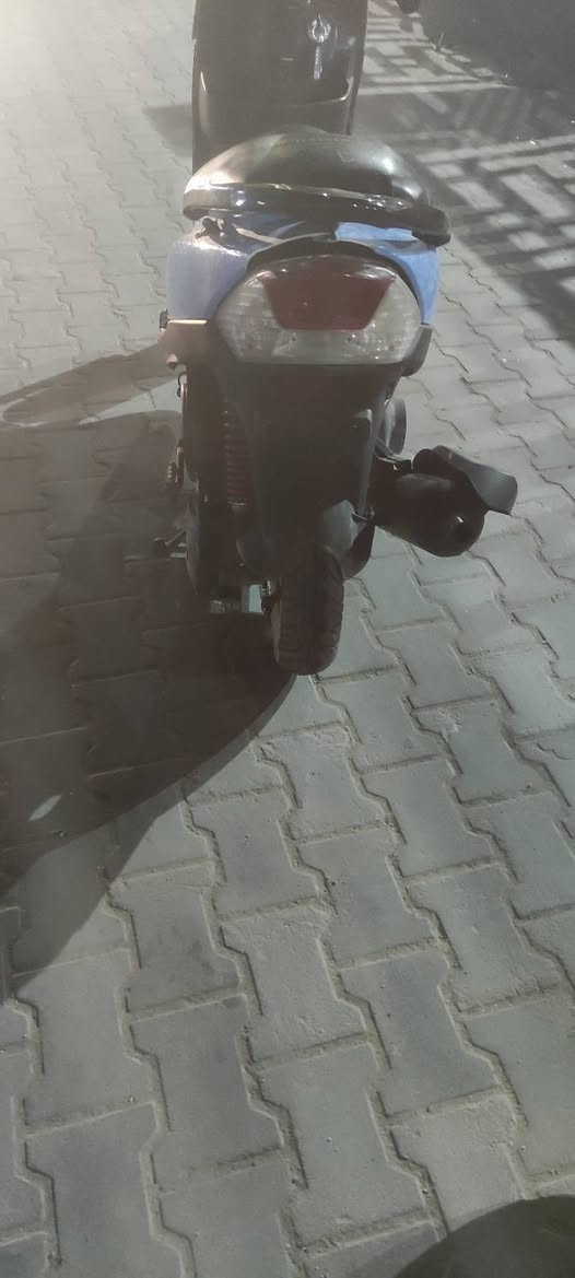 السلام عليكم دراجه عبله للبيع مكان البصره كفاله كفراته تجاري ماكينتها ما مفتوحه بلاد متواجد واتساب سعرها 700 ***********
