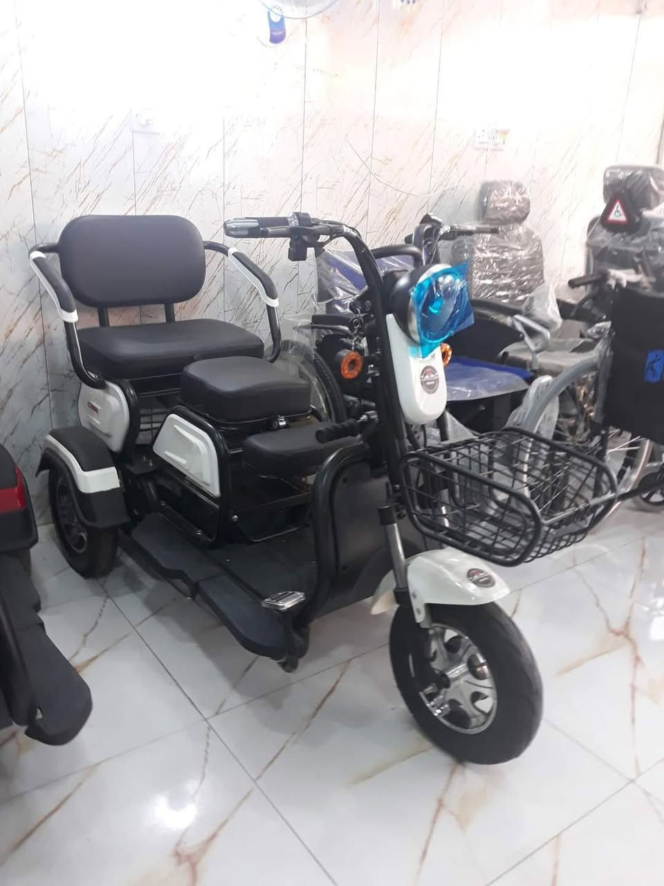 ⚘⚘تخفيضات⚘⚘
لمده شهر واحد
 ⚘⚘تخفيضات ⚘⚘

دراجه كهربائي ثلاث اطارات 
تمشيك مسافات طويله 
اربع بطاريات 

 ××السعر القديم مليون  ××

🤲السعر الجديد 900 🤲

  ويوجد توصيل لباب البيت 
***********واتساب 

لطفا شارك المنشور لتعم الفائده
