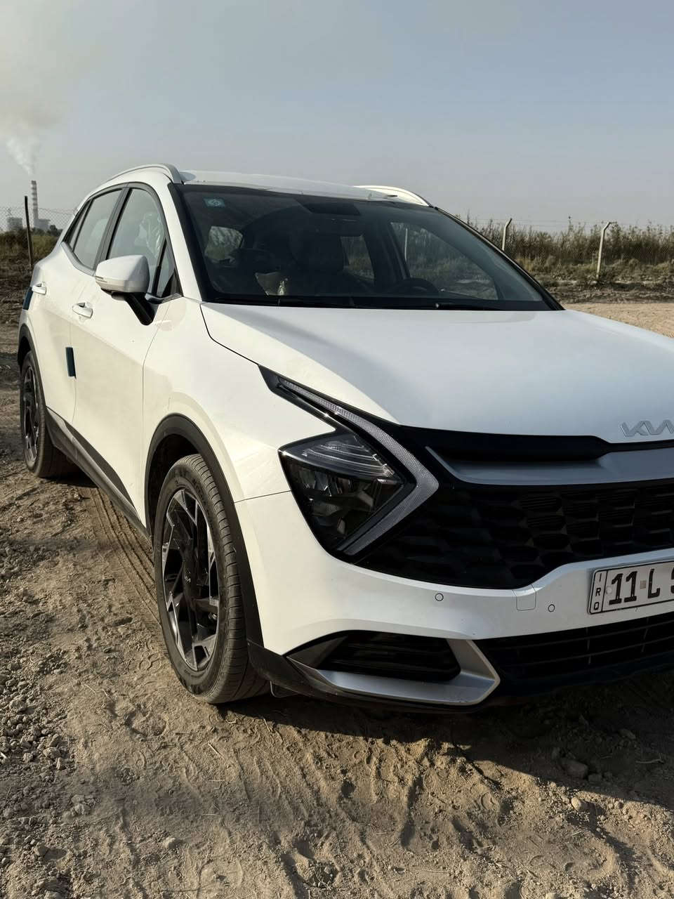 سبورتج خليجي مكفوله فقط حادث بسيط بالجاملغ الخلفي وتم تعميرها  صورة الحادث قبل التعمير مع الصور الباقي مكفول موديل 2024  ماشيه 23 الف على ايدي سياره جديده مكينه كير تخم تاير شركة مواصفات حلوه السيارة مال جناي كلش نظيفه السعر 220 ورقه وبيها مجال بسيط للاستفسار الاتصال ***********
