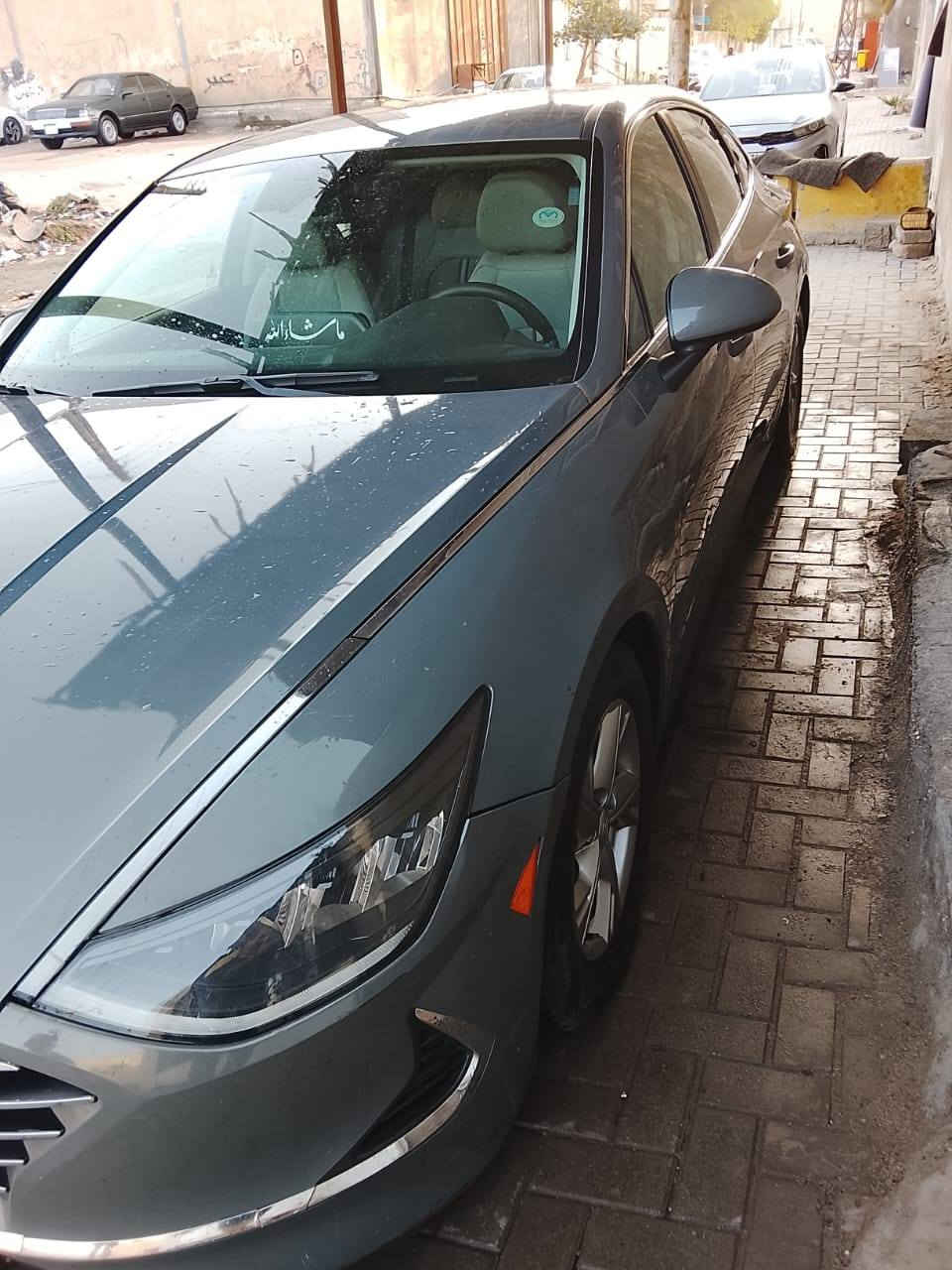 سوناتا موديل 21 معوقين بصره بعد سنه وتصير حره بيها حادث ونيد فقط محرك 2500 رقم الهاتف***********
