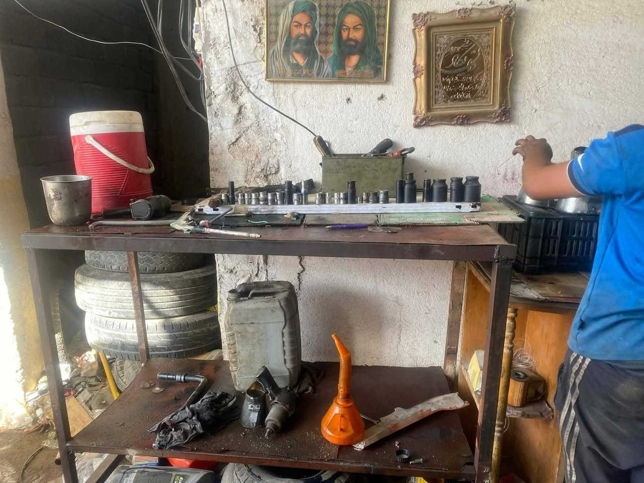 السلام عليكم غراض بنجر كاملة مثل ما واضح بل صور مكاني كربلاء حي البعث السعر مليون ونص وبيهن مجال قليل 
***********
مامتواحد عل فيس هذة الرقم بي واتساب
