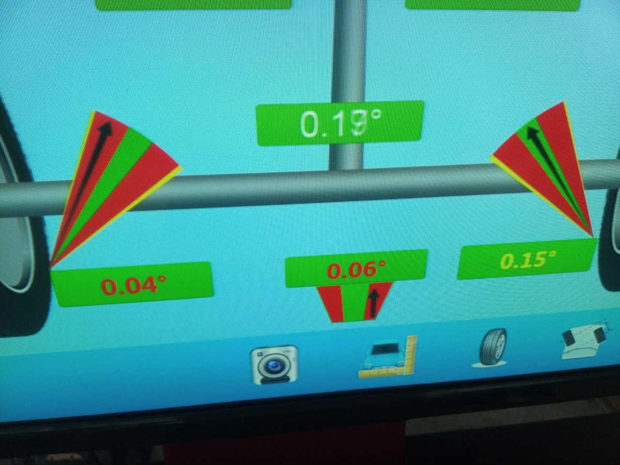 بە شێوەی سەرەکی بۆ چاککردنەوەی خوارەوەی ئۆتۆمبێل و ڕاستکردنەوەی تايرەکان بەکاردێت، لیفتی چوارستوونی ئەلیکترۆ-هایدرۆلیک ATS ELGI ئاستێکی بەرزی پاراستن و جێگیری دابین دەکات. ئۆتۆمبێل دەتوانرێت بەرز بکرێتەوە تا 6 پێ، بە پێی پێویستی.

هایدرۆلیک

220 فۆلت

توانای هەڵگرتن: 4 تەن

دروستکراوی چین (مانگی12ی 2022)

نرخ: 4500 دۆلار (مەعامەلەی تێدایە)

لەگەڵ کۆمپیوتەر و بەرنامەی تایبەتی بۆ ڕاستکردنەوەی تايرەکان دەفرۆشرێت

_______

تُستخدم في المقام الأول لإصلاحات أسفل الهيكل ومحاذاة العجلات، وتضمن رافعات ATS ELGI الكهروهيدروليكية ذات الأربعة أعمدة مستوى عالٍ من الأمان والاستقرار. يمكن رفع السيارة إلى أي ارتفاع يصل إلى 6 أقدام بناءً على 

هيدروليكي

220 فولت

 4 طن

الصينية

2022 ديسمبر. صنع 

السعر 4500$ قابل للتفاوض قليلا

مع الكمبيوتر والبرمجة لمحاذاة عجلات السيارة

_________

Used primarily for undercarriage repairs and wheel alignment, ATS ELGI electro-hydraulic four-post lifts ensure a high level of safety and stability. The vehicle can be lifted up to 6 feet depending on requirements.

Hydraulic

220V

Capacity: 4 tons

Made in China (December 2022)

Price: $4500 (slightly negotiable)

Comes with a computer and software for wheel alignment.


**إذا كنت صاحب هذا الإعلان وتريد حذفه لأي سبب، رجاءا أرسل رسالة إلى الدعم الفني**