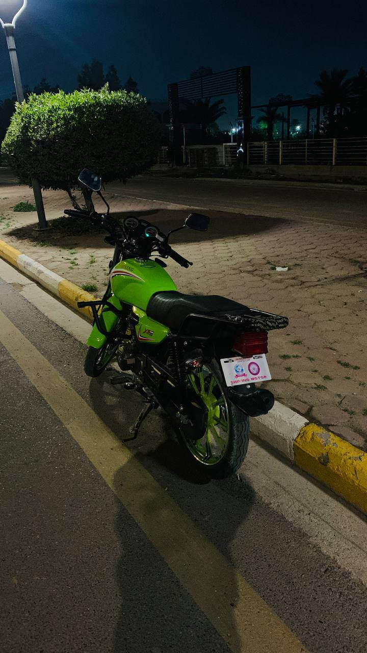 السلام عليكم ، شاينك ٢٠٢٥ نظيفة صارلي ٦ اشهر من اخذتها مماشية هواي ، بيع او مراوس مرقم او ممرقم شعندك نزل،
