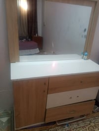 ميز مراية • نضيف • مجمع سيد حامد