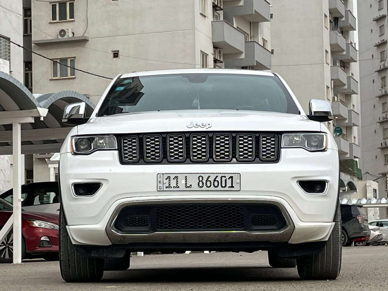 ‏سلام عليكم جيب موديل 20 حادث باب  وجاملغ  السائق بدون  دواخل شاص ولغد مكفول كير مكينة مكفول ماشية 63 صبغ بها قطعتين  بيها إرباك البردة  فقط والباقي سليم
هاتف ***********
