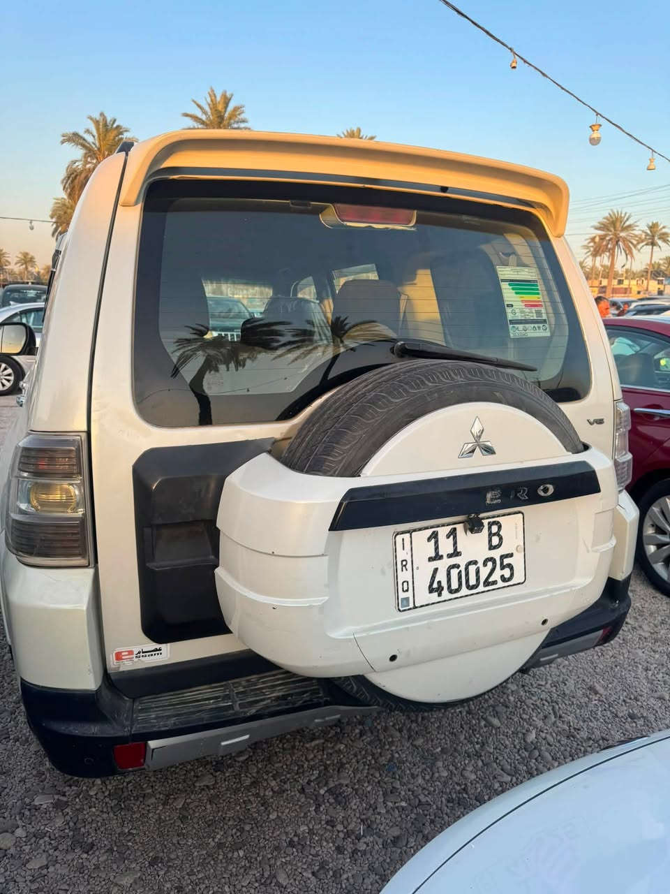 باجيرو للبيع موديل ٨ محرك ٣٠٠٠مكفول كير تبريد بيهه قطعتين رش بدون دواخل مكاني بغداد ابو غريب السعر ٩٥ وبيهه مجال قليل ***********
