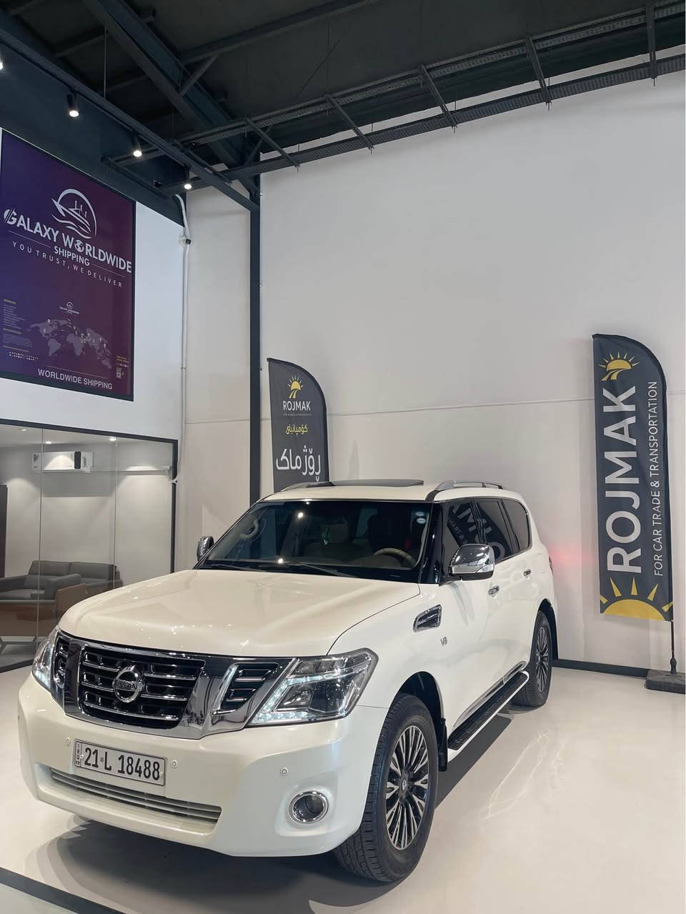 nissan patrol 2014 SE
سەیارەکە گێڕ و مەکینەی نەکراوەتەوە 
مەکینە ٨ پستۆنی ٥.٦ لتر 
بێ بۆیاخە - تەنها ٣ پەڵە ساردی هەیە 
سەنەوی و ڕەقەمی تازەیە - تەحویل غرامە بەشەرت 
شوێن سلێمانی
 
0770 190 2290
0750 122 0523 السليمانية, العراق
