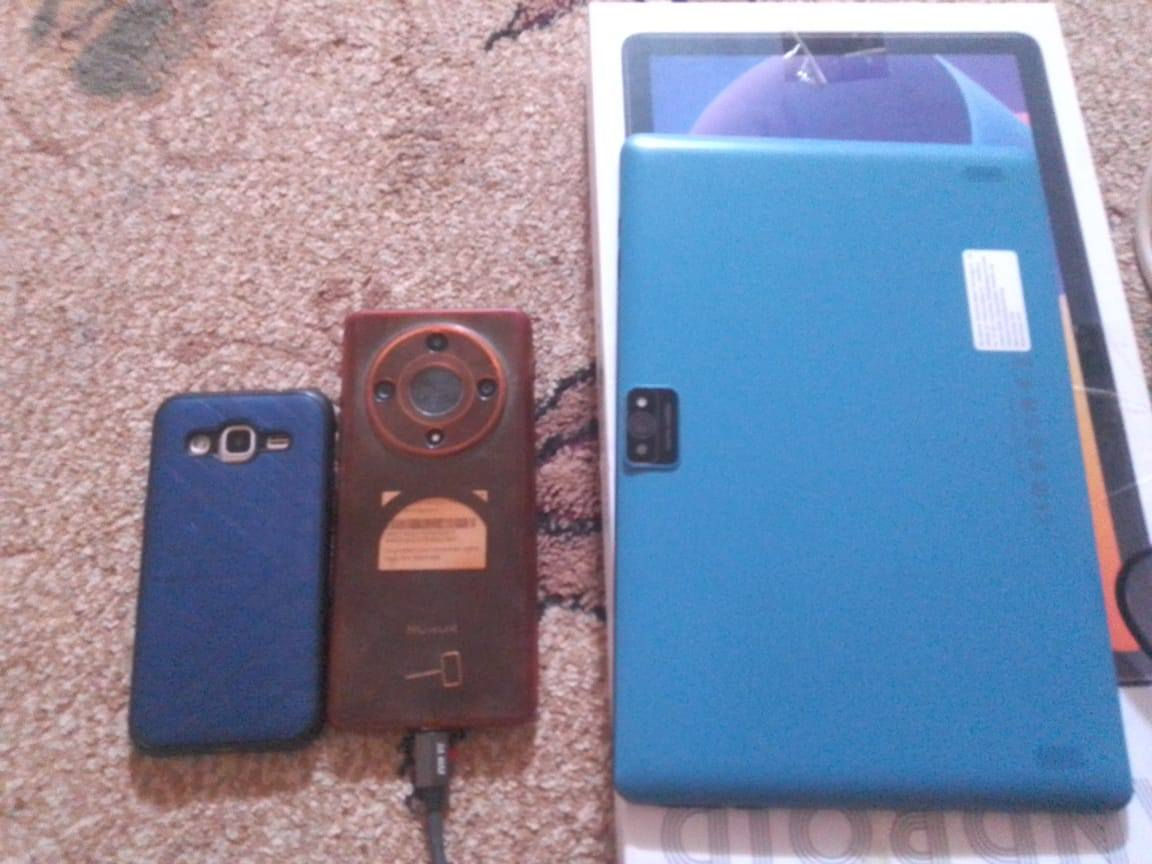 مراوس فقط اب ايفون 13 او 12 كون ما مفتوح ثلث اجهزه هونر اكس 9  جيتو  ولثالث اسمو باد 10 ابرو  ***********. الهونر مشروكه شاشتو بس شرط ما مفتوح لمسو فول الايباد مستخدم شي قليل ذاكره الايباد 64 ذاكره الهونر اكس 9 256  ذاكره الجيتو 32
