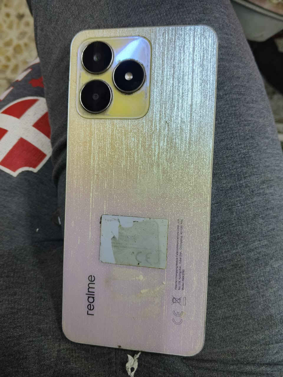 السلام عليكم 
ريلمي c53 للبيع 
شغال يرادله شاشة تتبدل
قيم واخذ بلي يرضي الله 
ذاكرة 256 
مكاني بغداد الطوبجي قرب ساحة موسى
***********
