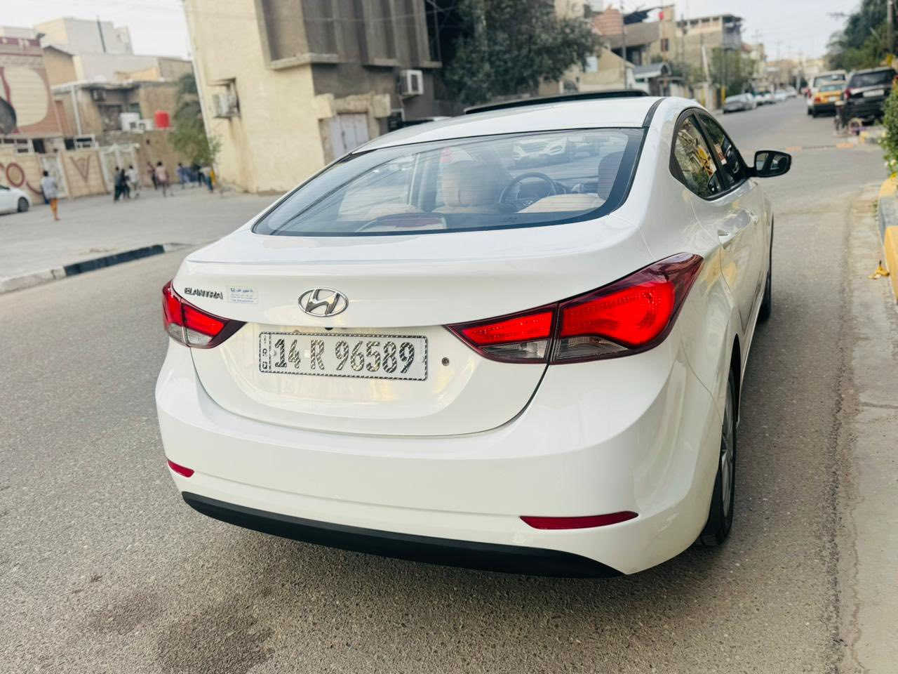 السلام عليكم 
النترا 2015 خليجي محرك 1800 فول مواصفات

كفاله عامه من كلشي  كفاله من الضربة والصبغ و البارد وحتى من الشخط

ماشية 116 
بس لليدور جديد
رقم بصرة الانكليزي هزة جديدة سنوية 2028 

سيارة جديدة كلش وكفالة عامه حتى من الزلغ 
سبير الشركة ما نازل 
تخم تاير جديد 
حدادية زيرو
السعر 133 وبيها مجال بسيط للشراي
للاستفسار ***********
مكان السيارة بصرة ابو الخصيب / ابو الجوزي
